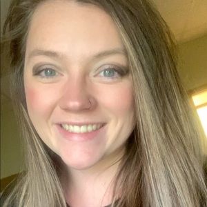 Meet your Posher, Kaitlyn